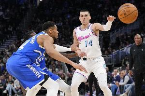 NBA雷霆vs爵士_NBA雷霆vs爵士无插件直播_NBA雷霆vs爵士免费高清观看