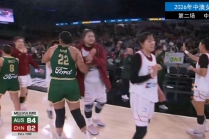 印第安纳狂热vs洛杉矶火花_印第安纳狂热vs洛杉矶火花免费高清直播_印第安纳狂热vs洛杉矶火花在线观看入口