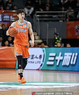 NBA雄鹿vs热火_NBA雄鹿vs热火在线观看_NBA雄鹿vs热火免费高清直播
