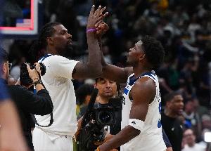 今日湖人vs独行侠进球集锦_今日湖人vs独行侠进球集锦免费观看_今日湖人vs独行侠进球集锦高清无插件直播